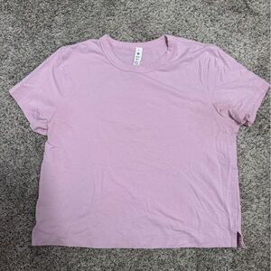 Lululemon tee size 4